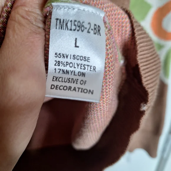 THML Multicolor Floral Sweater Size Large - Picture 7 of 7